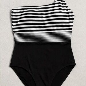 Tommy Bahama One-Shoulder One-Piece Swimsuit – Size 8